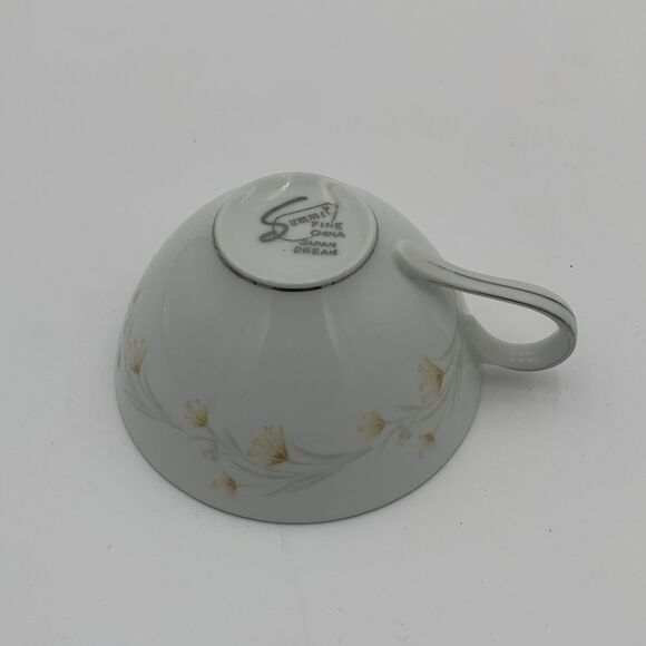 Summit fine china Japan Dream Cup and Saucer Set of 4. - Picture 5 of 16